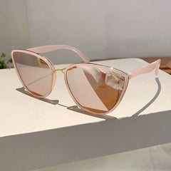 Casual Vintage Cat Eye Sunglasses Coated UV400 Protective Eyewear Gradient Lens Trendy Mirror Shades for Women & Men