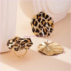 57QA Elegant Leopard Print Earrings and Rings Set for Modern Women Daily Use