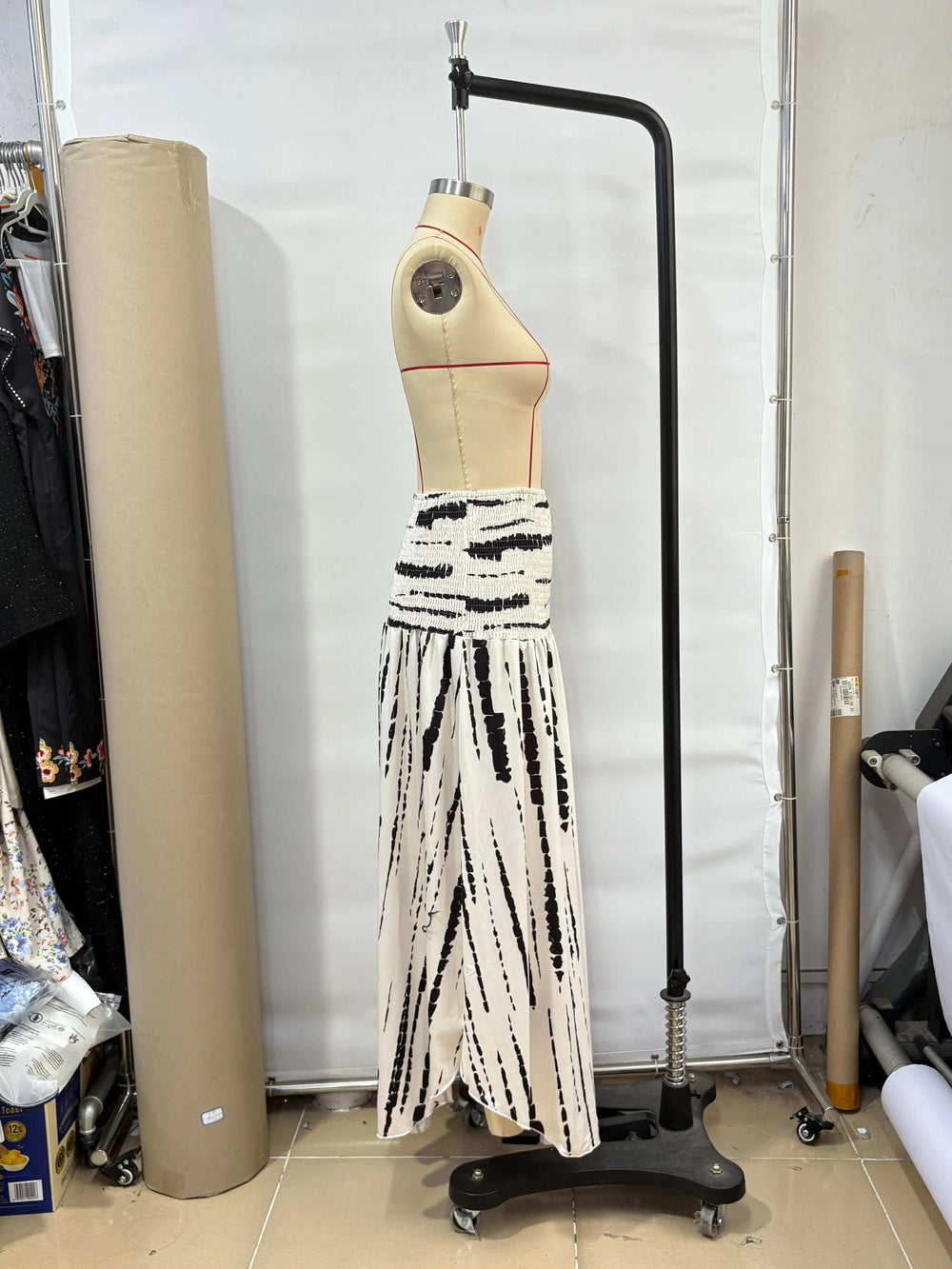 Women Skirt Fashion Summer Skirts Casual Long Skirt Women White Print Elastic Waist A-LINE Skirts for Women Faldas 2025 Q380