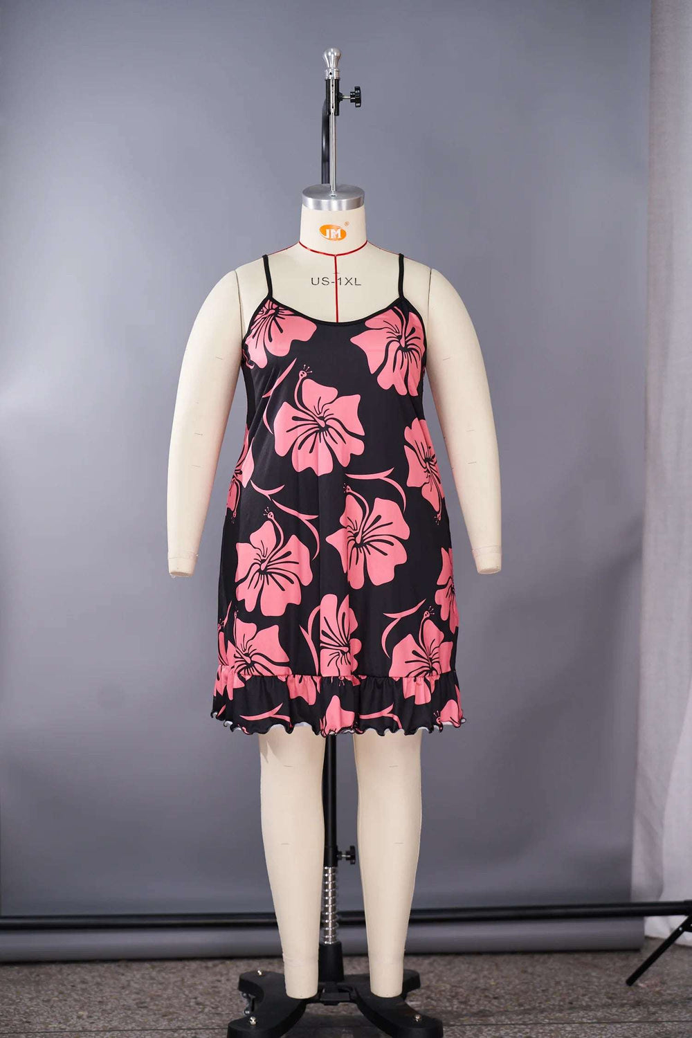 Suspended skirt for home wear, plus size dress can be worn externally, made of milk silk material