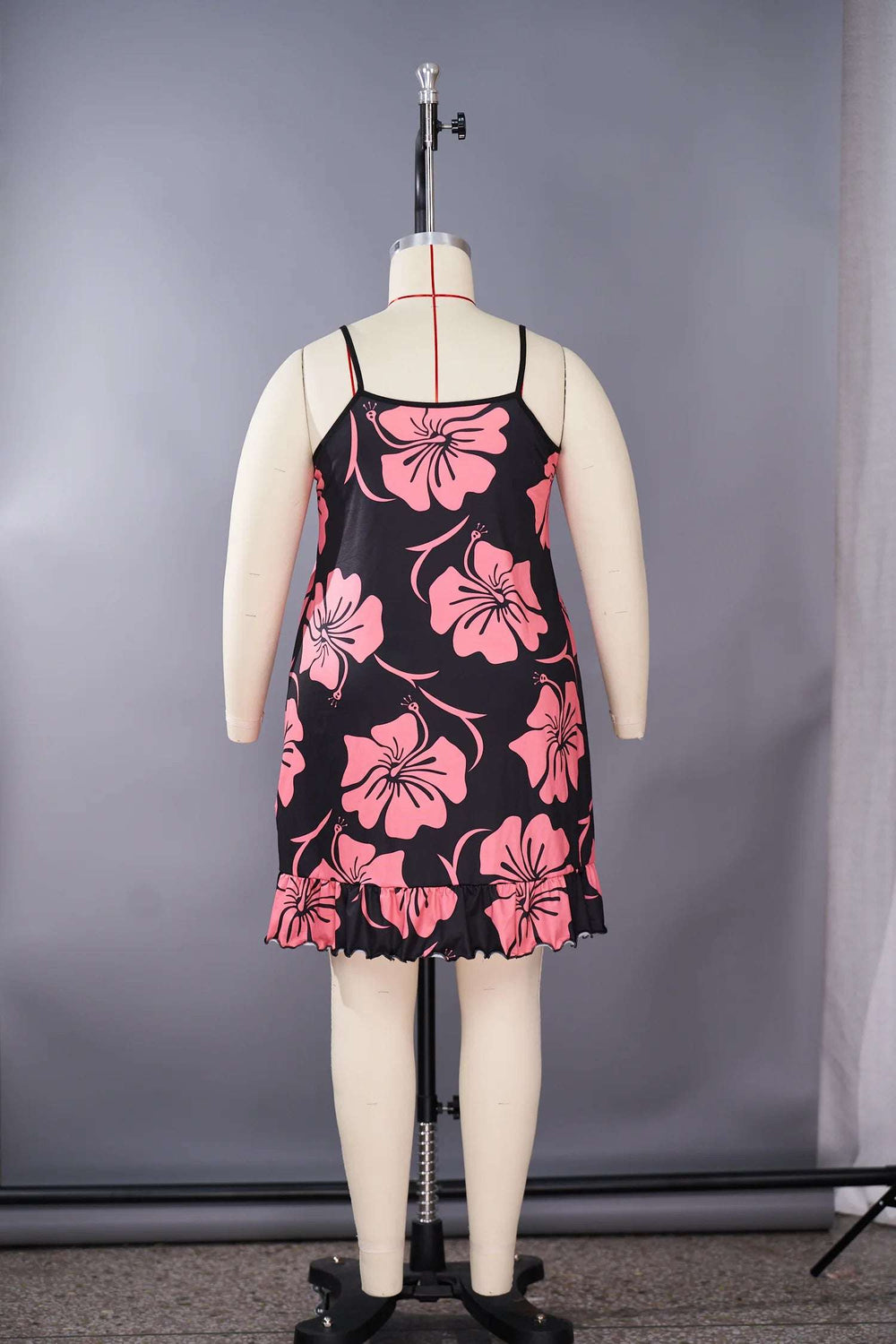 Suspended skirt for home wear, plus size dress can be worn externally, made of milk silk material