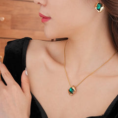 Conjunto de joyería de boda de moda verde al por mayor, pendientes cuadrados, retro, ligero, de lujo, temperamento, collar de cadena de clavícula