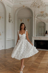Elegante vestido blanco corto de fiesta de boda para mujer, vestido de fiesta con corsé hasta la rodilla, vestido de noche con apliques de flores y tirantes finos. 