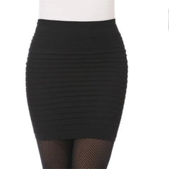 Summer New Fashionable Half Length Skirt With Thin Stripes One Step Wrinkle Skirt Elastic Large Size Women Bag Hip Short Skirt